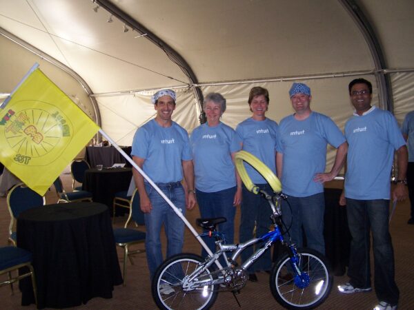 Volunteer Bike Build - Image 7